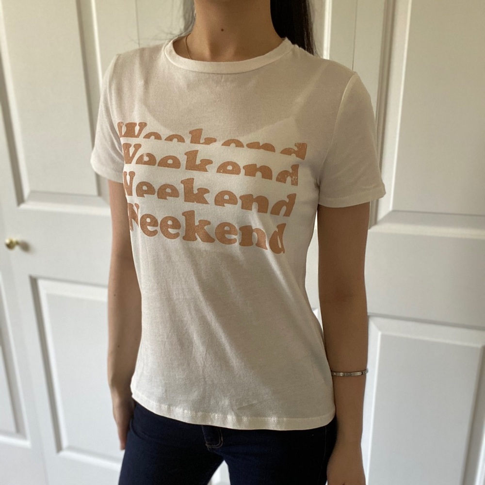 WEEKEND - White Short Sleeve Casual Graphic T-Shirt Tee